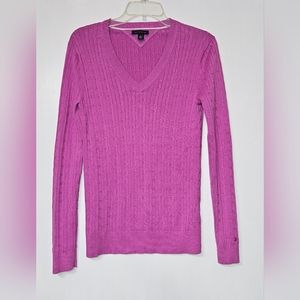 Tommy Hilfiger Pink vneck lightweight sweater. SIZE medium
